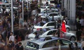 Đằng sau quyết định hạn chế nhập khẩu ô tô