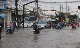 Một người bị sét đánh tử vong trong mưa giông khủng khiếp ở Cần Thơ 