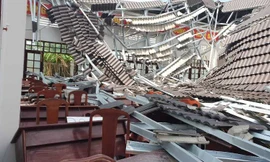 Công an vào cuộc vụ Hội trường ủy ban bất ngờ đổ sập