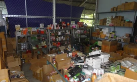 Bán thuốc và mỹ phẩm không rõ nguồn gốc, bị phạt 64 triệu đồng