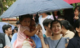 Hậu Giang tặng bằng khen cho 22 gia đình sinh con một bề