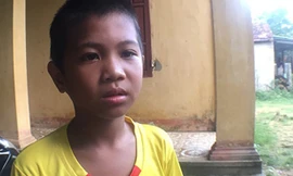 Học sinh lớp 5 dũng cảm bơi ra suối cứu hai em nhỏ thoát đuối nước.