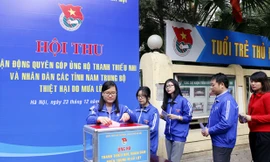 Tuổi trẻ Thủ đô đóng góp tiền mặt và hiện vật ủng hộ nhân dân Nam Trung Bộ 