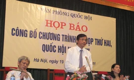 Tập trung xem xét kế hoạch phát triển KT-XH