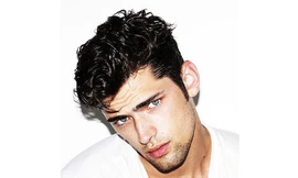 Anh chàng 24 tuổi điển trai kiếm tiền giỏi nhất thế giới