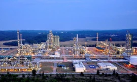 Nhà máy lọc dầu Dung Quất 