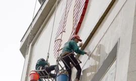 Người nhện giữa Thủ đô