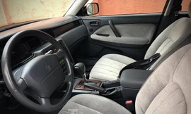 Những nguyên nhân khiến vô lăng ô tô rung lắc