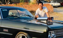 Dân chơi Đồng Nai tự tay tân trang xe cổ duy nhất tại Việt Nam