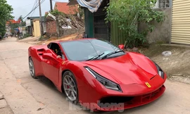 Ô tô tự chế 'nhái' siêu xe Ferrari của thợ Việt