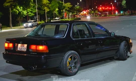 Xế cổ Honda Accord lột xác dưới bàn tay người thợ Sài Gòn