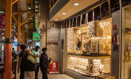 Điều ngạc nhiên ở khu chợ lúc nào cũng sẵn 10 tấn vàng