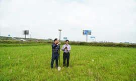 Cận cảnh mốc giới 'siêu dự án' vành đai 4 quanh Hà Nội