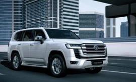 Toyota Land Cruiser 2022 tăng giá bán niêm yết tại Việt Nam