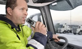 Nhiều hãng xe chật vật phát triển cảm biến nồng độ cồn 