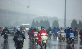 Những nguyên tắc lái xe máy trên đường trơn trượt