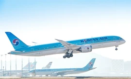 Korean Air kiểm tra cân nặng của khách trước khi bay