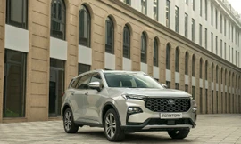 Những mẫu ô tô giảm giá mạnh thời điểm cận Tết Dương lịch