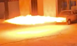 Thợ độ Nga chế Lada khạc lửa xa cả mét