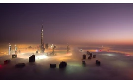 Thành phố Dubai chìm đắm trong sương mù