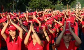 1.000 người đi bộ vì tầm vóc Việt