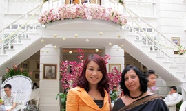 Chuyên nghiệp festival văn học nước ngoài