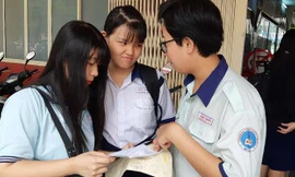 Thi lớp 10 tại TPHCM: Đề toán tương đối khó, mang tính vận dụng cao