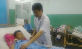 Tranh cãi với đồng nghiệp, nam thanh niên bị đâm thấu ngực