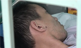 Tiên lượng sống chỉ 1%, nam thanh niên được cứu sống ngoạn mục