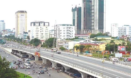 Định phá ba cầu vượt mới xây: Do 'vẽ' nhiều dự án