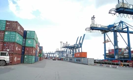 Cấp tốc khắc phục tình trạng thiếu vỏ container phục vụ xuất khẩu