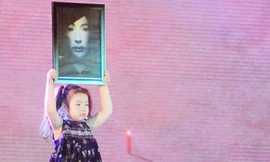 Hàng triệu người tưởng niệm nạn nhân tử vong vì tai nạn giao thông