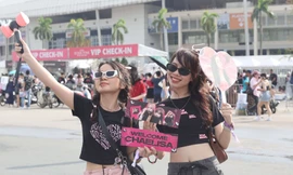 Sau concert BlackPink, giới trẻ chia sẻ về văn hóa thần tượng hiện nay 