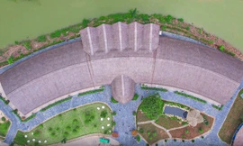 Cận cảnh Nhà tre lớn nhất Việt Nam được ví như ‘con chim thần’ giữa đại ngàn Tây Bắc