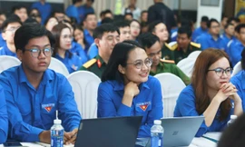 Cách nào giảm tải áp lực vô hình cho Gen Z từ không gian mạng?