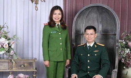 Chồng bộ đội, vợ công an chia sẻ bí quyết giữ hôn nhân hạnh phúc 