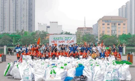 Tuổi trẻ cả nước thu gom gần 35 tấn rác sau chiến dịch hưởng ứng Ngày Trái Đất