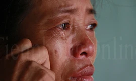 Nước mắt người mẹ nghèo có con đỗ đại học