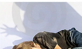 Sex với học sinh, hai giáo viên cùng trường bị bắt