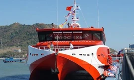 Khách đổ xô đi du lịch, khẩn cấp đề nghị tăng tàu khách ra Côn Đảo