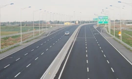 Cao tốc Hà Nội- Hải Phòng chỉ cho xe dán thẻ ETC đi từ 1/6.