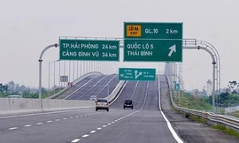 Cao tốc Hà Nội- Hải Phòng chỉ thu phí tự động không dừng từ ngày 1/6 tới.