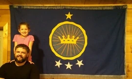 Cha lập “quốc gia” riêng để con làm công chúa