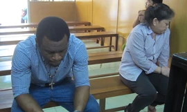 Hai bị cáo tại phiên tòa