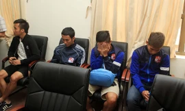 Nhóm cầu thủ đội Đồng Nai bán độ đã không lấy tấm gương bị pháp luật trừng phạt của những bậc đàn anh đi trước làm bài học răn mình để rồi tiếp tục sa ngã. ảnh: VSI 