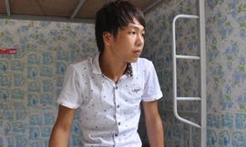 Nam sinh bán sức ở mỏ than lấy tiền đi thi