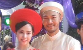 “Cá sấu chúa” Quỳnh Nga rạng ngời trong lễ ăn hỏi