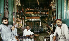 Làng sản xuất súng lậu ở Pakistan