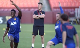 Vì sao Louis van Gaal ví M.U như 'đống đổ nát'? 