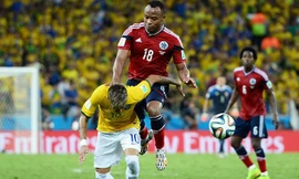  Zuniga rất lấy làm tiếc vì khiến Neymar nghỉ hết World Cup